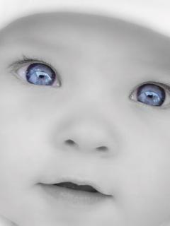 маленький ребенок с небесными глазами (Kid)
